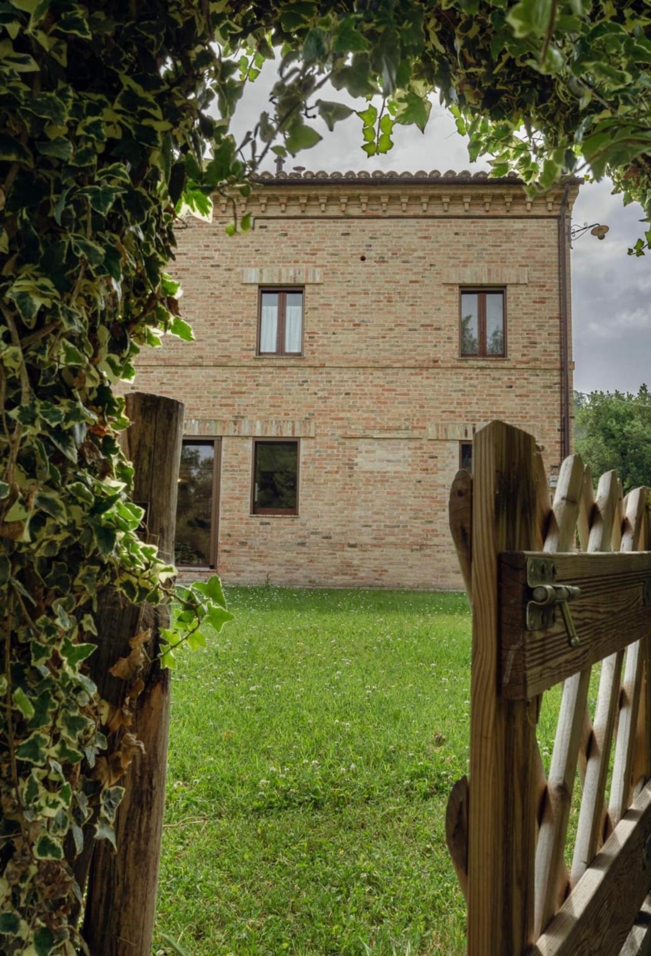 Tenuta Gran Bosco Loro Piceno Екстер'єр фото